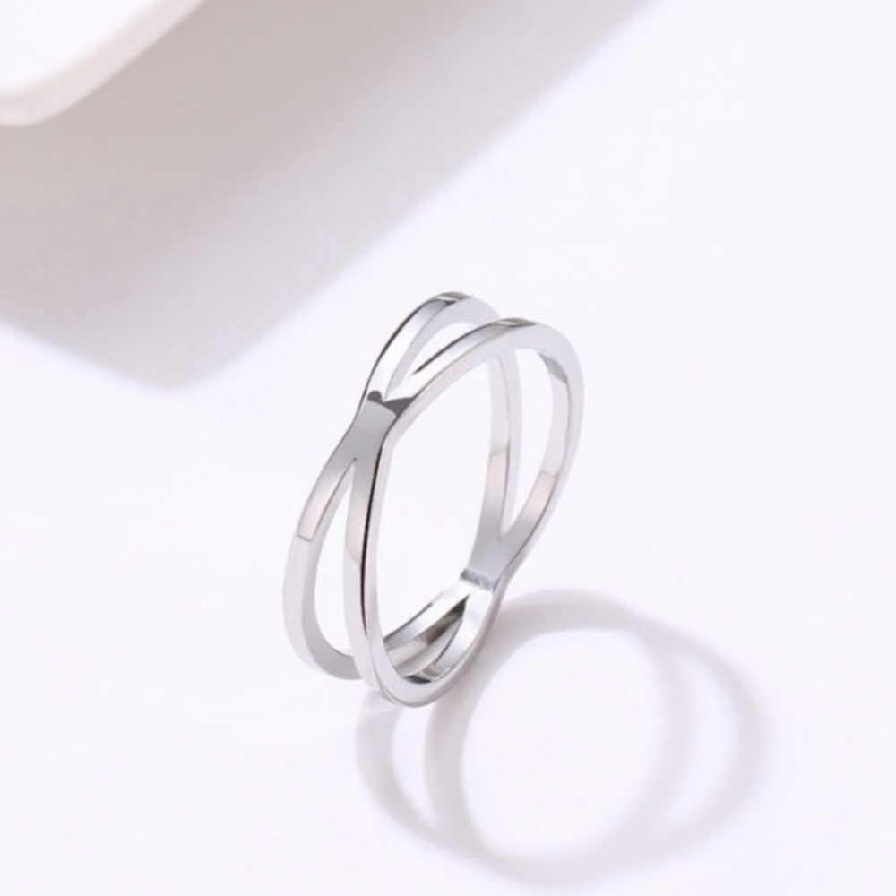 Minimalist .925 Silver Ring